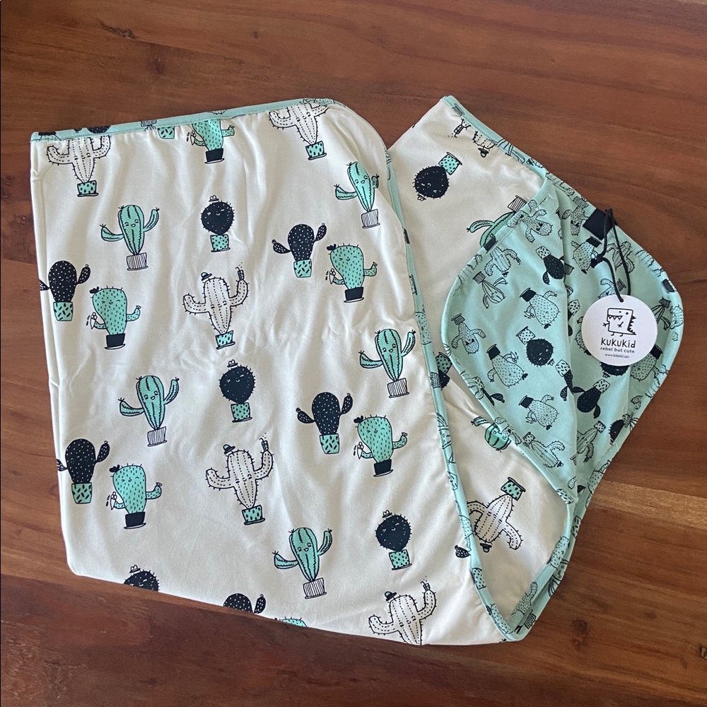 Kukukid organic crib blanket reversible cactus print infant baby shower gift NWT